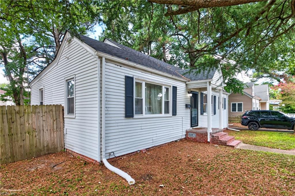 3835 Lenoir Cir Property Photo 39
