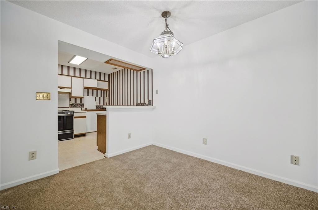 1013 Saint Andrews Way Property Photo 10