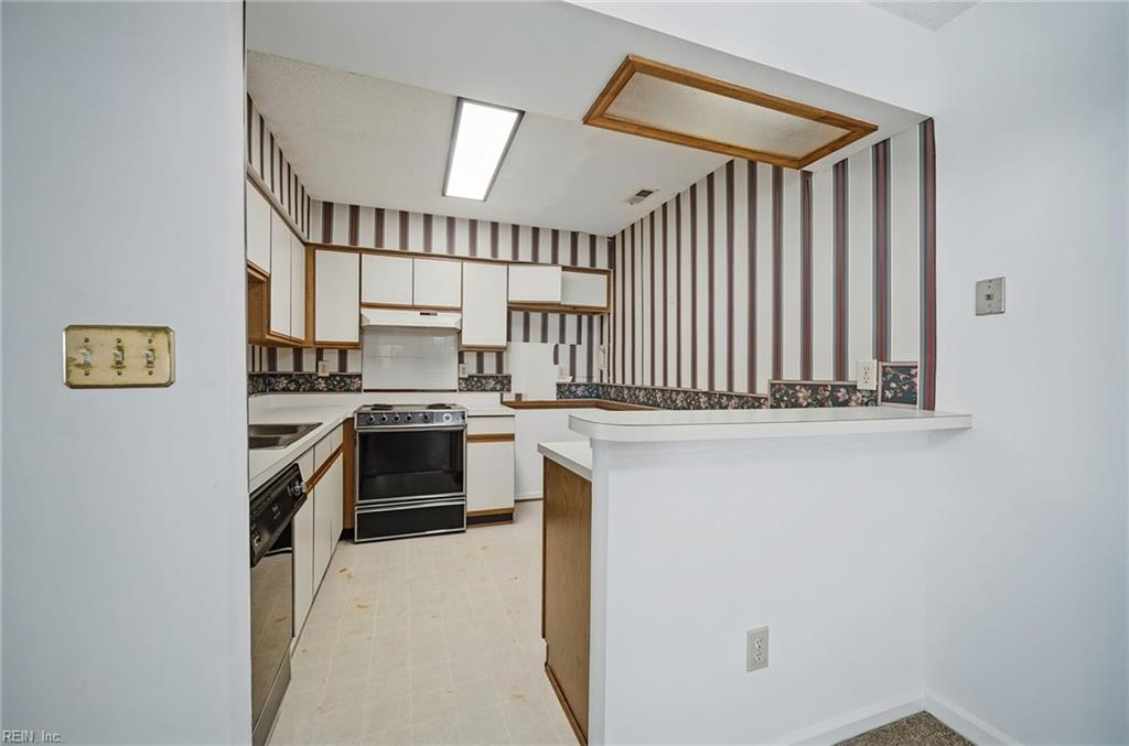 1013 Saint Andrews Way Property Photo 12