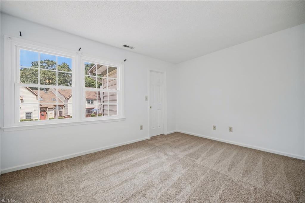 1013 Saint Andrews Way Property Photo 21