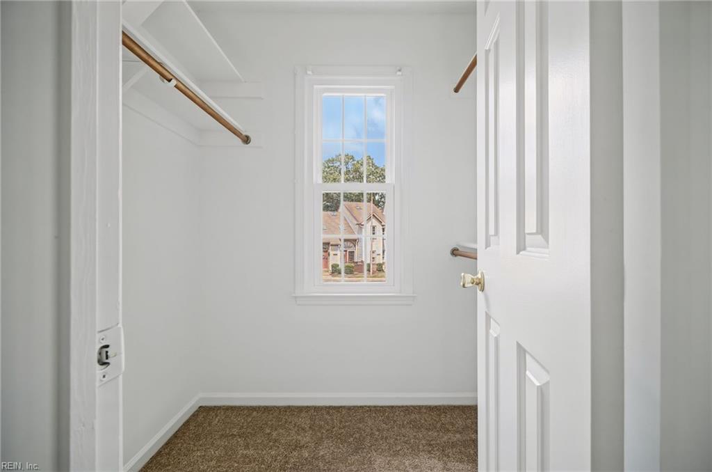 1013 Saint Andrews Way Property Photo 23