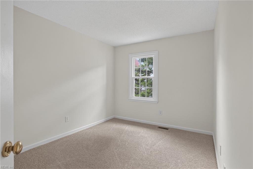 306 Worthington Sq Property Photo 31