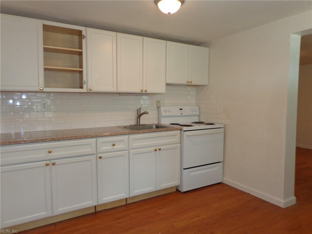 2020 E Ocean View Ave Property Photo 5