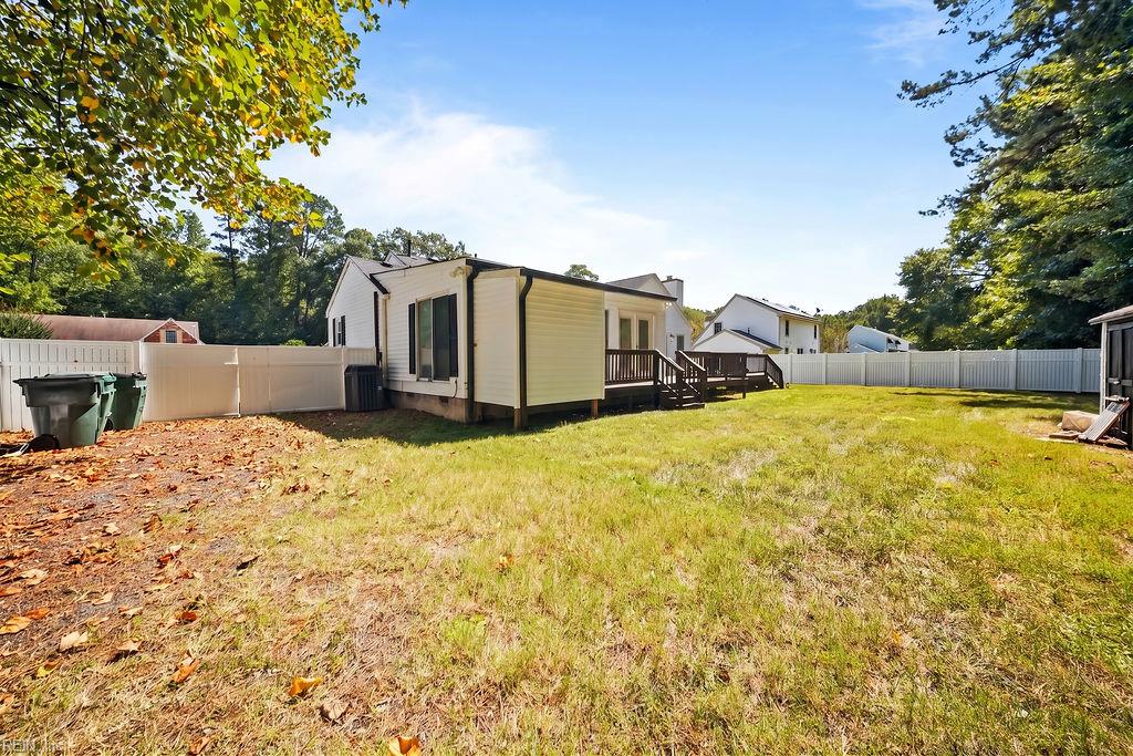 809 Haskins Dr Property Photo 25