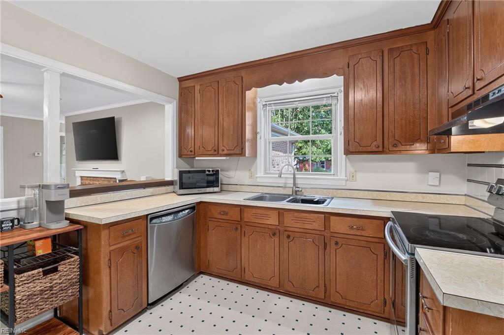 607 Beacon Ct Property Photo 14