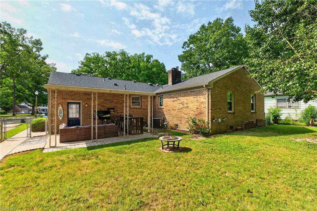 607 Beacon Ct Property Photo 26