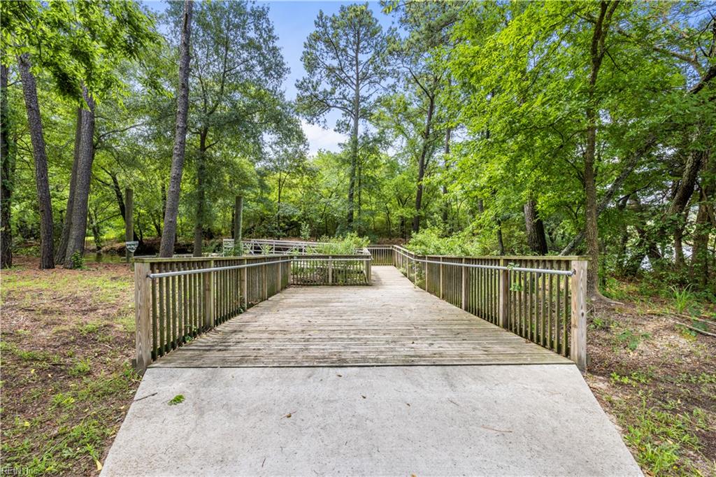 311 Fishers Ct Property Photo 44