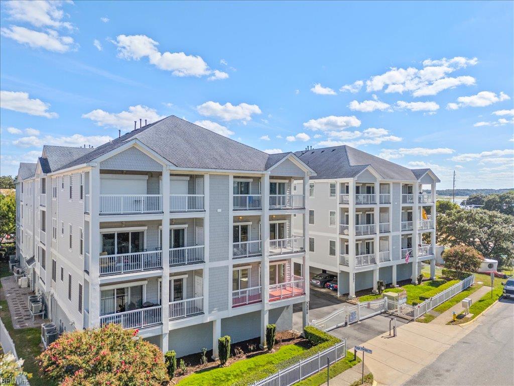 2300 Page Harbor Lndg Property Photo 1