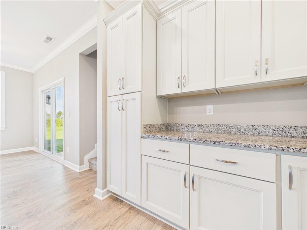 503 Spinnaker St Property Photo 12