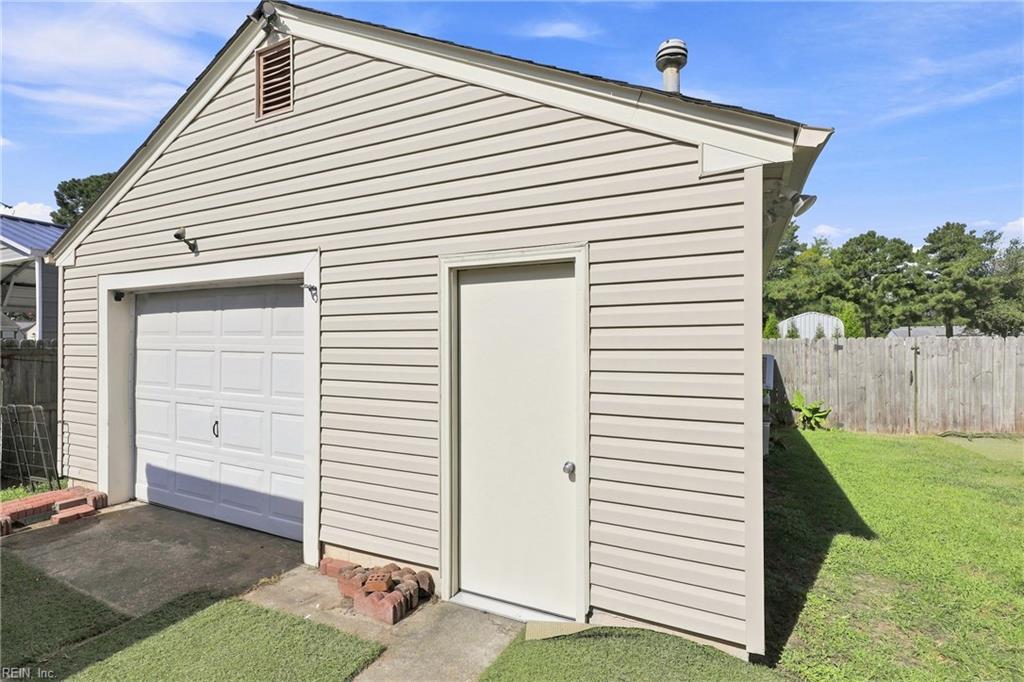 210 Daniel Way Property Photo 4