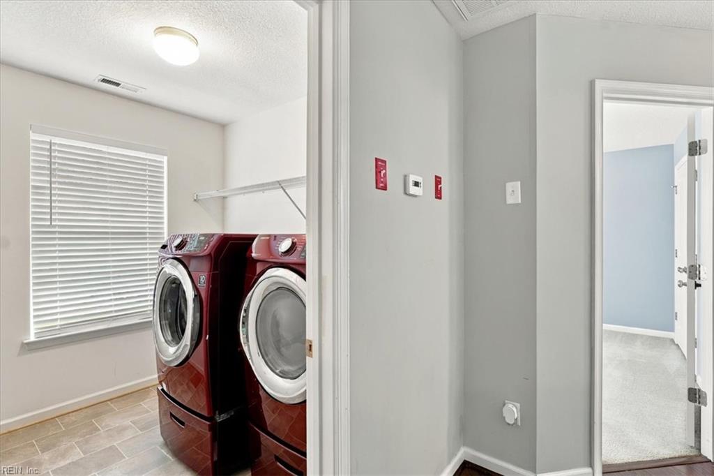 952 Checkerspot Way Property Photo 25