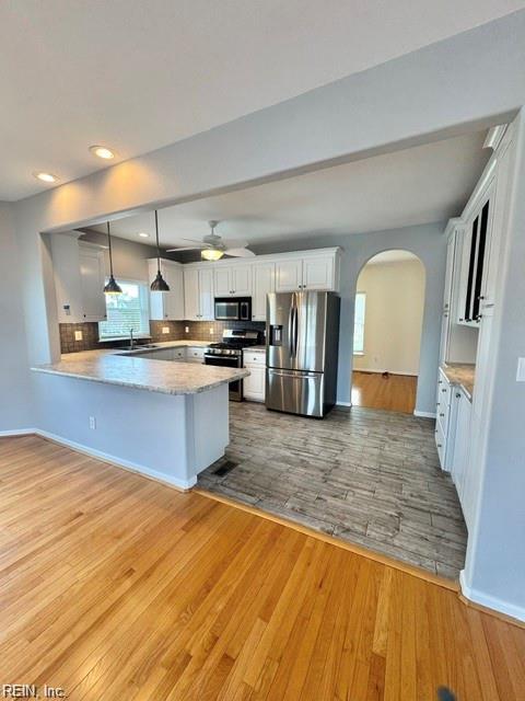 317 Caspian Ave Property Photo 5