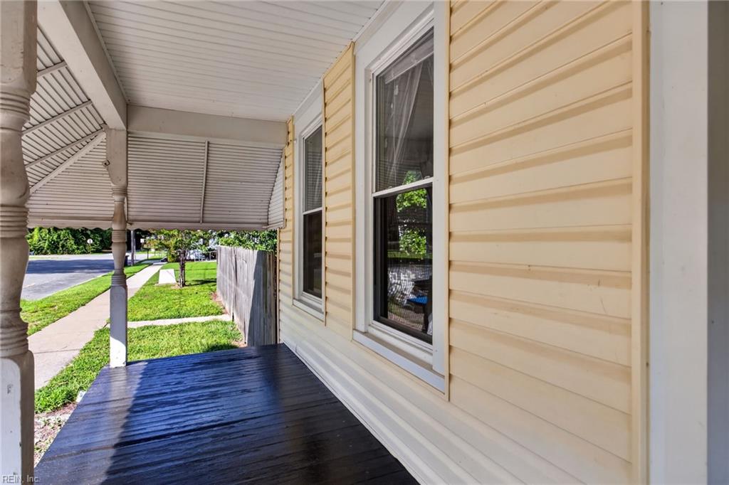 3400 Jackson St Property Photo 3