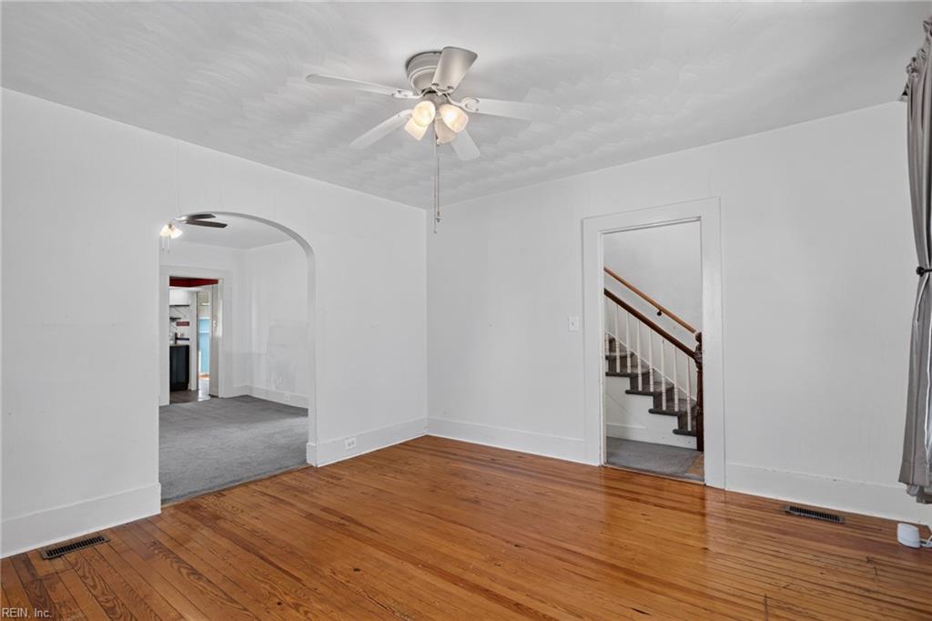 3400 Jackson St Property Photo 6