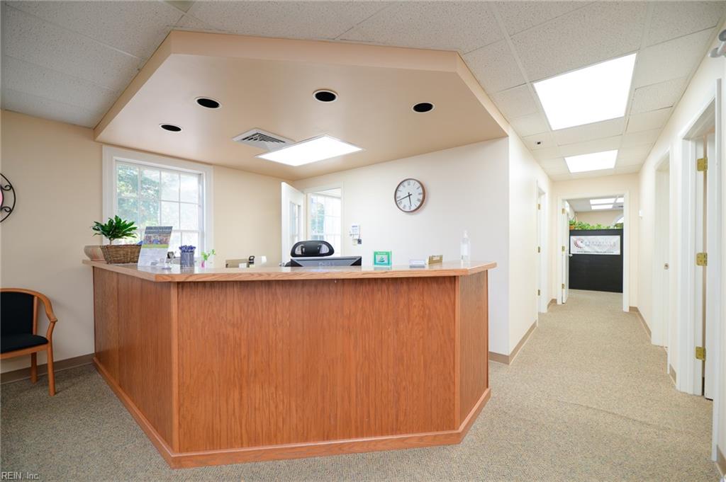 401 Oyster Point Rd Property Photo 8