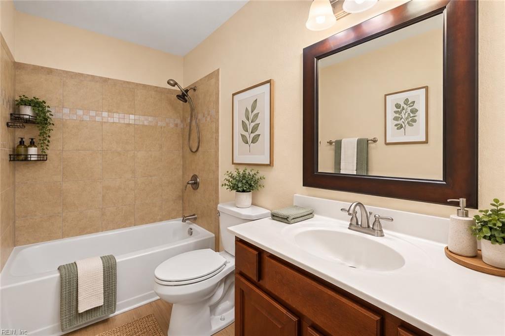2845 Earlscourt Ave Property Photo 15