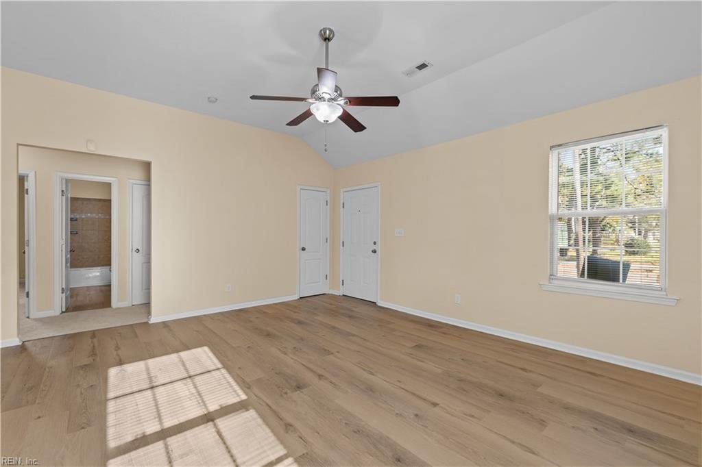 2845 Earlscourt Ave Property Photo 19
