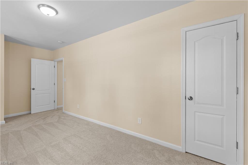 2845 Earlscourt Ave Property Photo 29