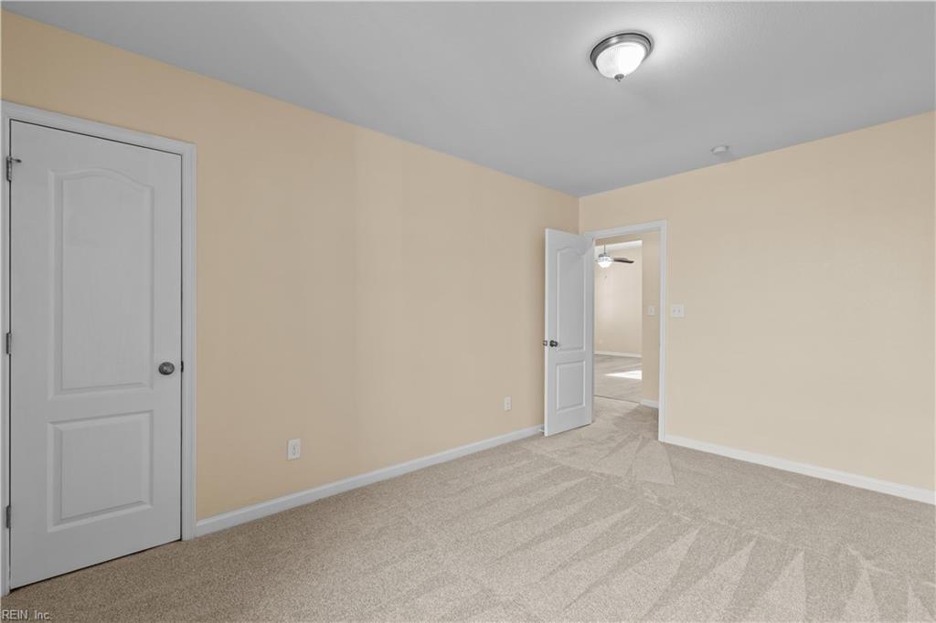 2845 Earlscourt Ave Property Photo 32