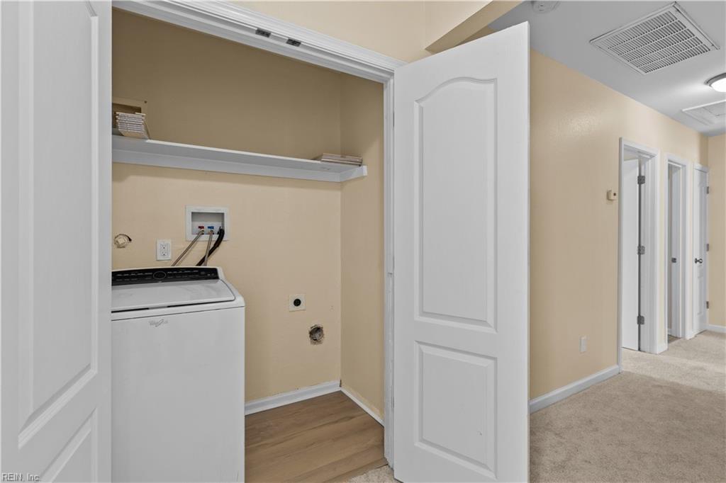2845 Earlscourt Ave Property Photo 33