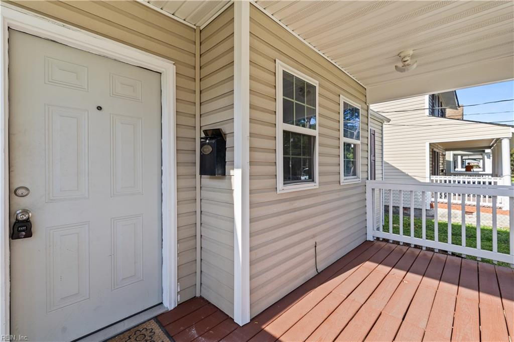2845 Earlscourt Ave Property Photo 40