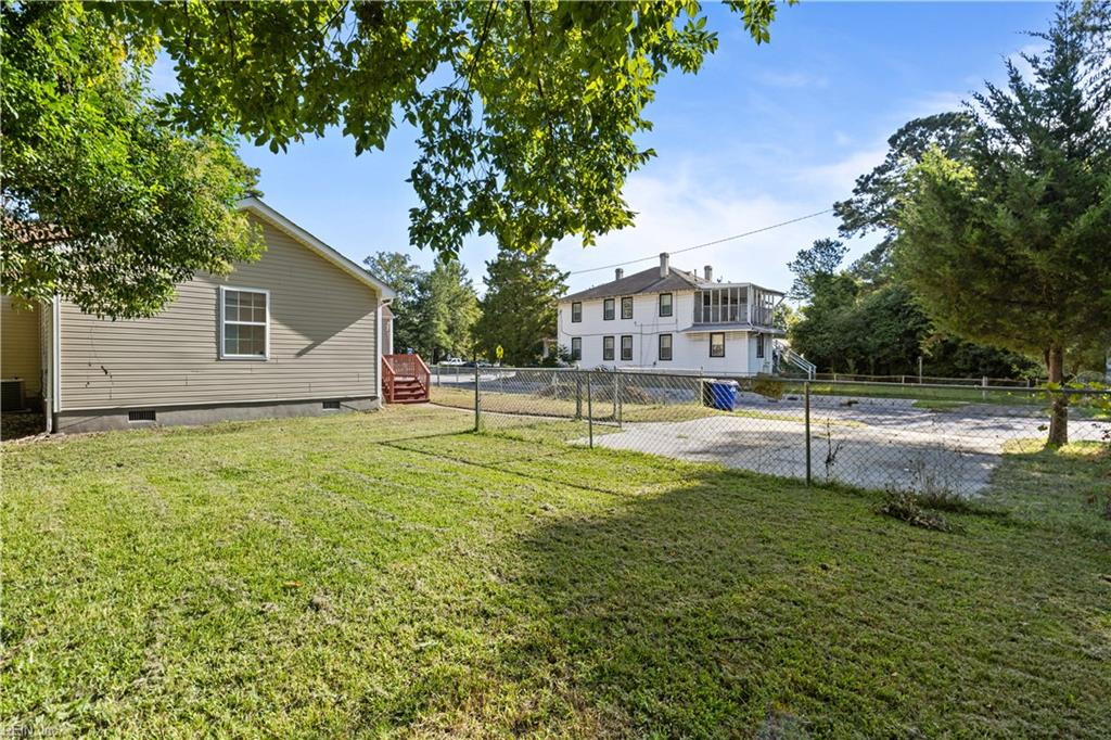 2845 Earlscourt Ave Property Photo 47
