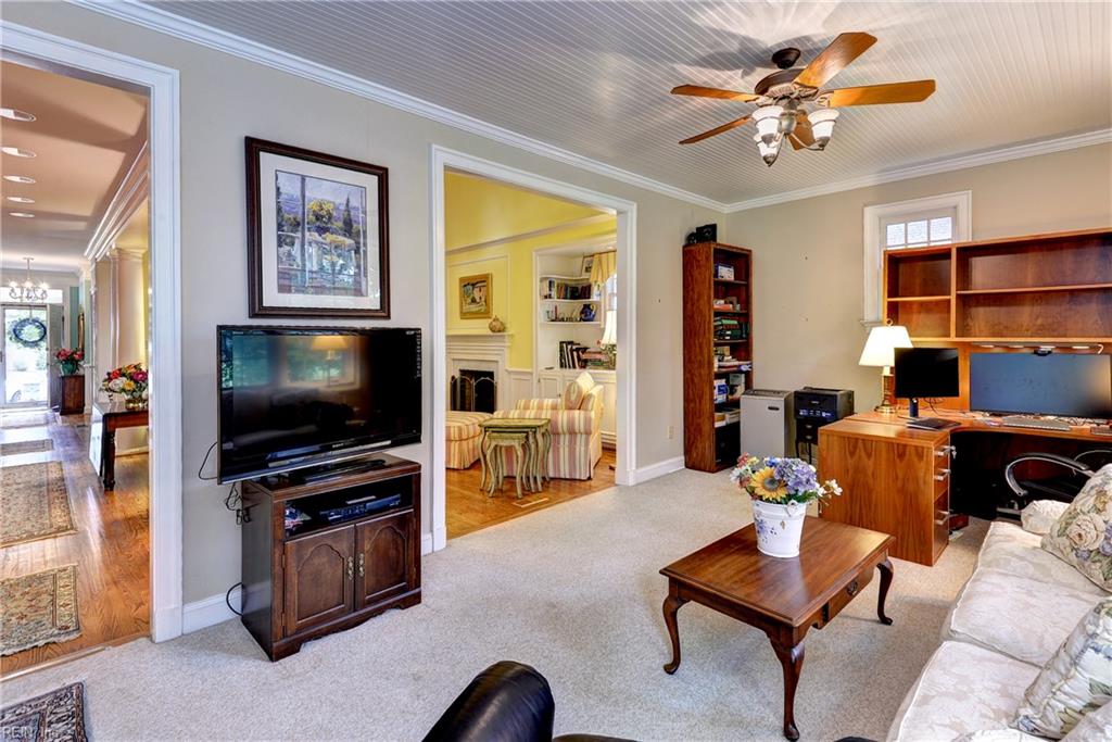102 Alwoodley Property Photo 17