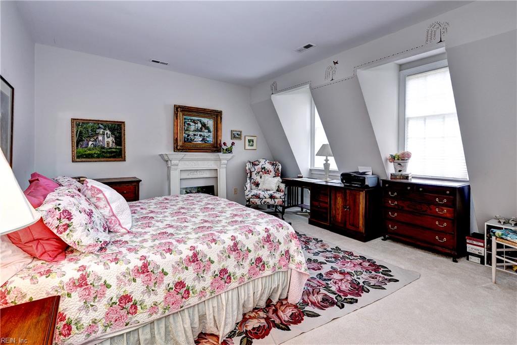 102 Alwoodley Property Photo 27