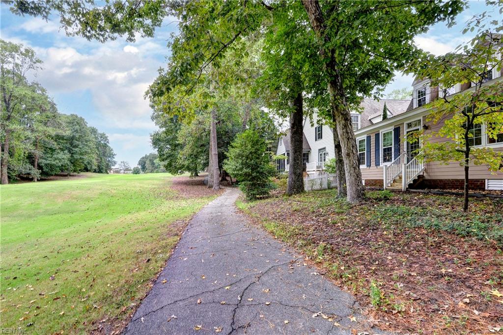 102 Alwoodley Property Photo 31