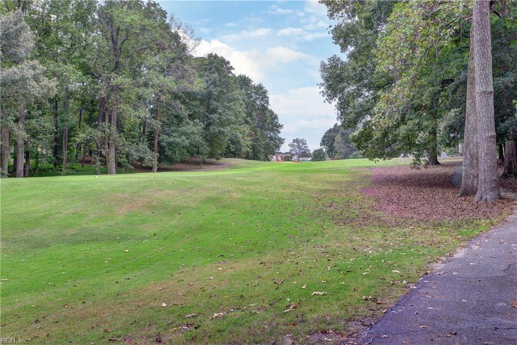 102 Alwoodley Property Photo 32