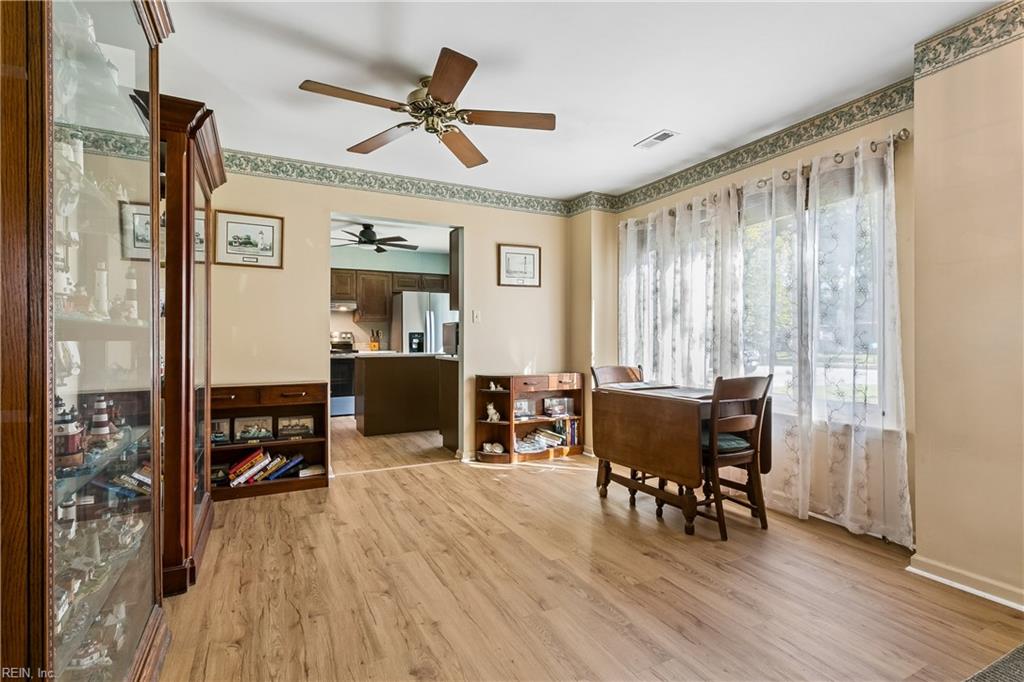 135 Springdale Way Property Photo 14