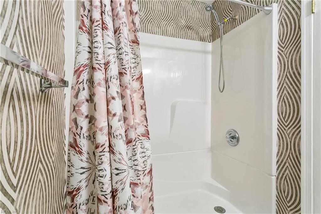 135 Springdale Way Property Photo 24