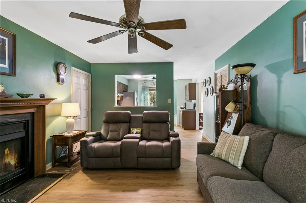 135 Springdale Way Property Photo 32