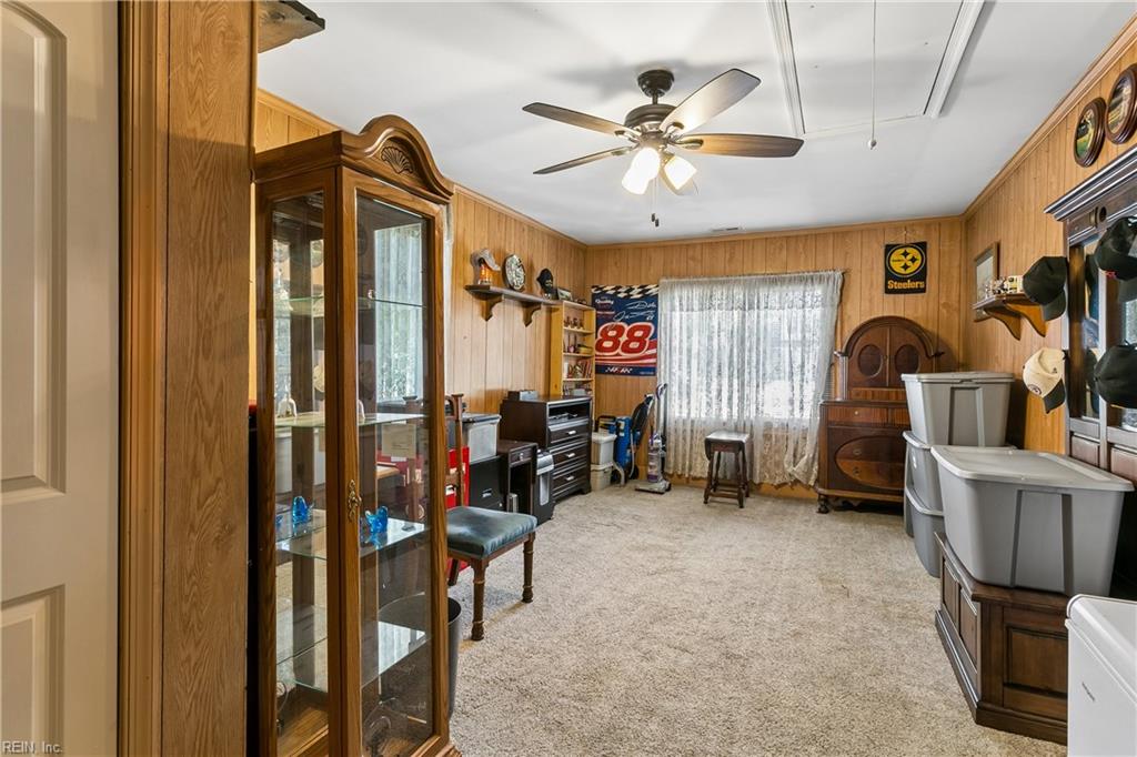 135 Springdale Way Property Photo 33
