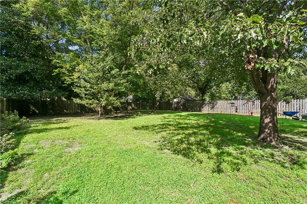 135 Springdale Way Property Photo 37