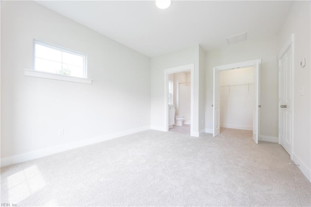 900 Jennings Ln Property Photo 5