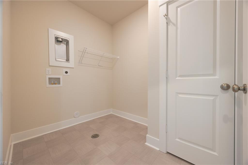 900 Jennings Ln Property Photo 21