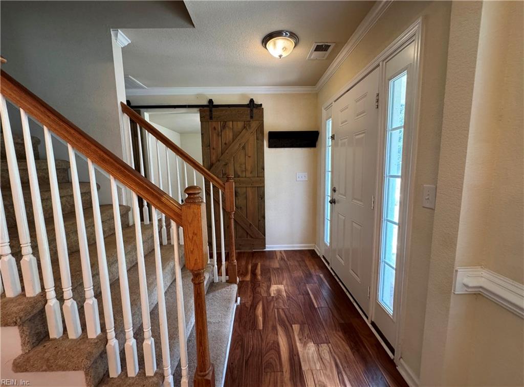 100 Princess Anne Rd Property Photo 3