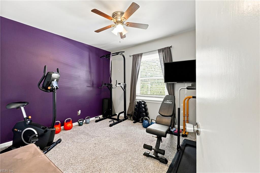 8 Fort Worth St Property Photo 20