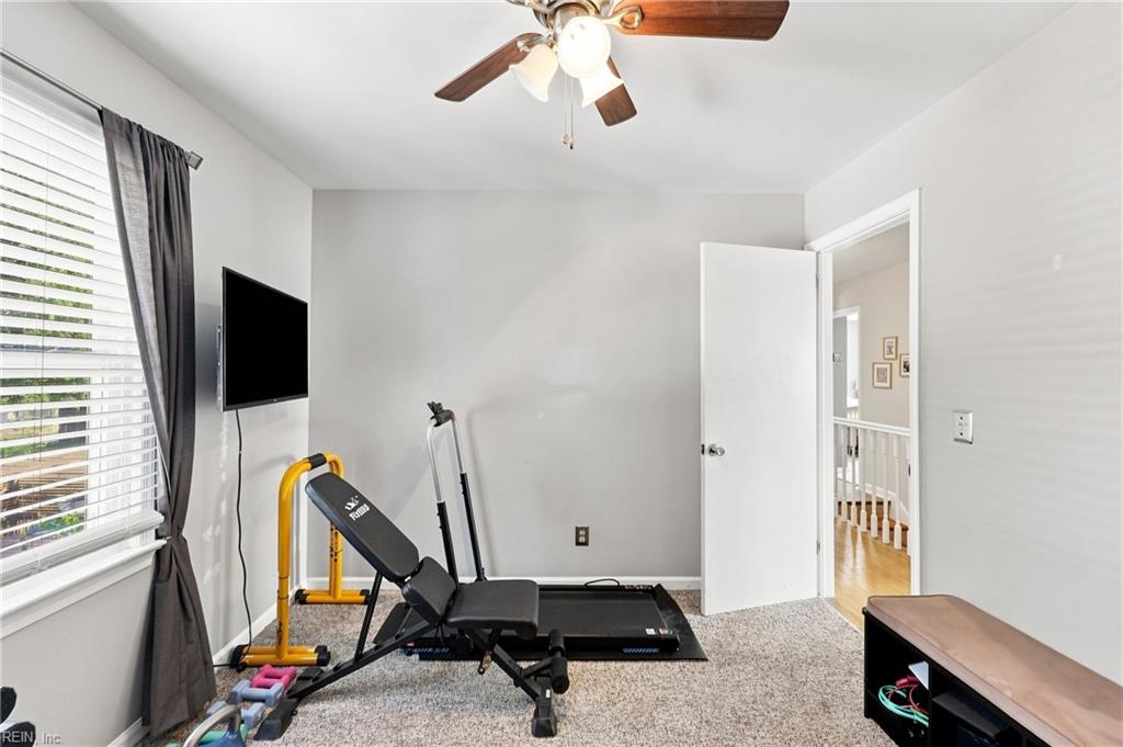8 Fort Worth St Property Photo 21