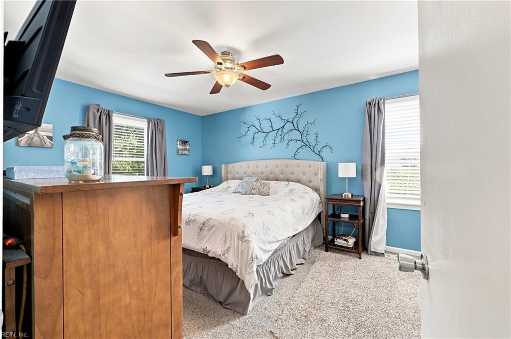 8 Fort Worth St Property Photo 24