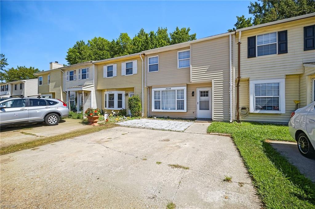 3228 Scarborough Way Property Photo 7