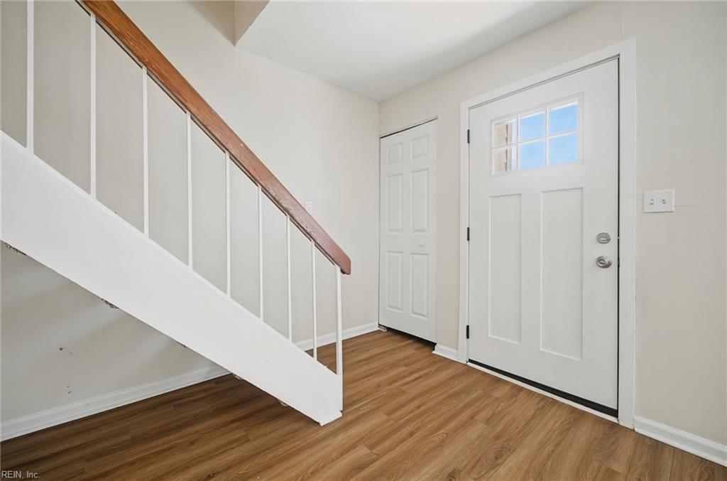 3228 Scarborough Way Property Photo 8