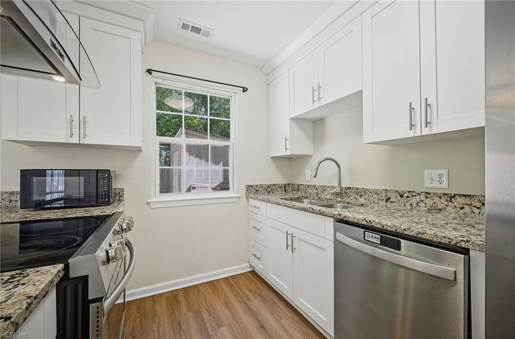 3228 Scarborough Way Property Photo 16