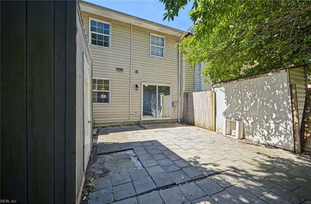 3228 Scarborough Way Property Photo 32