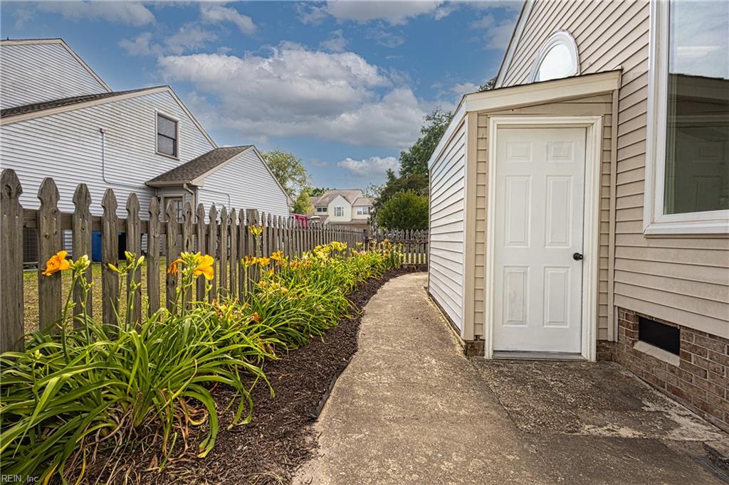 1104 Copper Stone Circle Cir Property Photo 19
