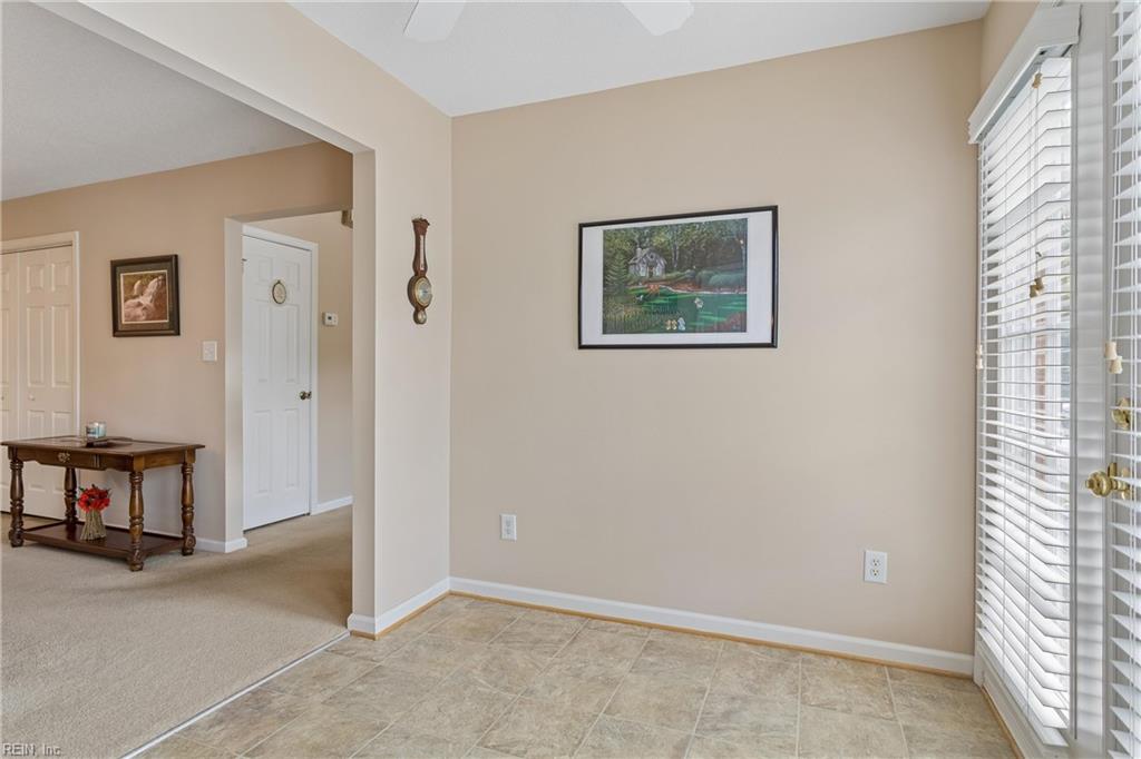 2101 Westgate Cir Property Photo 9
