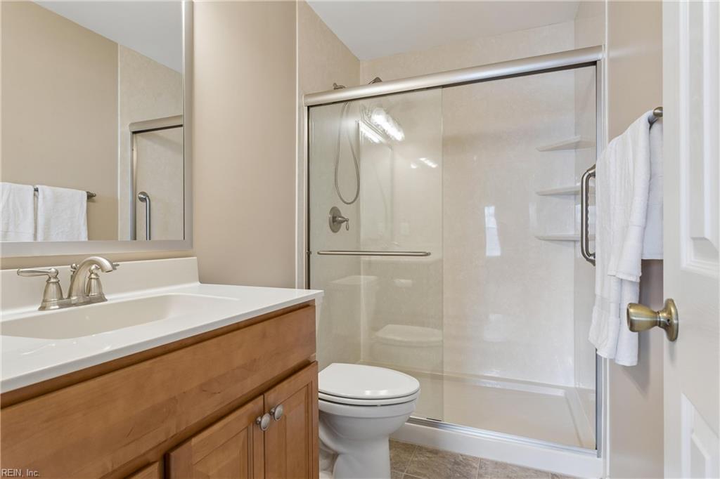 2101 Westgate Cir Property Photo 25