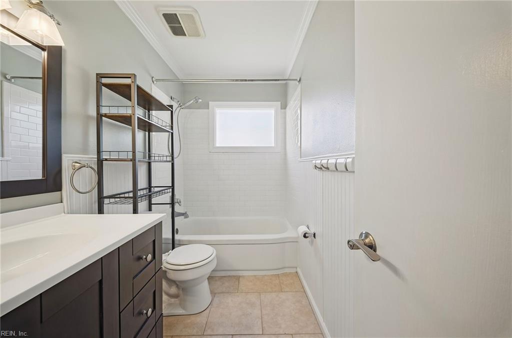 2225 Helsley Ave Property Photo 21