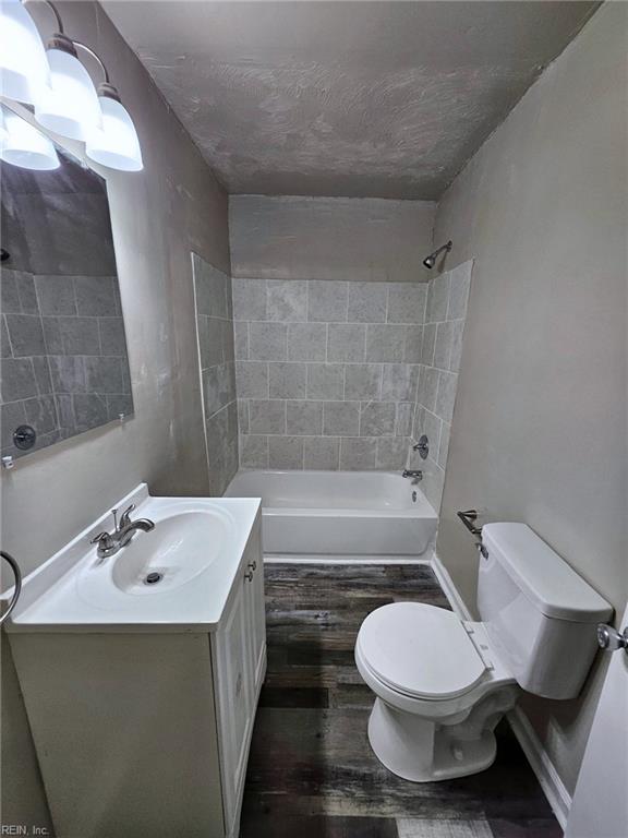 834 31st St Property Photo 11